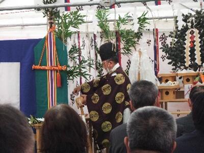 天童市の 建勲神社の宮司さんのお祓い